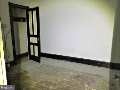 425 Chestnut St, West Reading, PA 19611 - photo 4