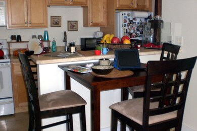 Kitchen dining area