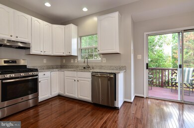 2489 Sugar Mill Way, Herndon, VA 20171 - photo 4