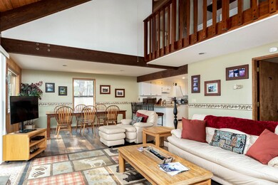 11 Tamarack Lane-10