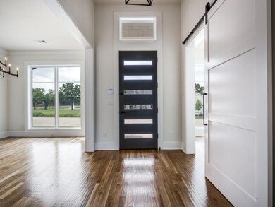 300 Meadowlands Dr, Denton, TX 76210 - photo 4