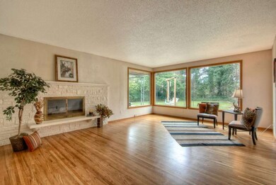 1025 Broadview Dr, Fircrest, WA 98466 - photo 2