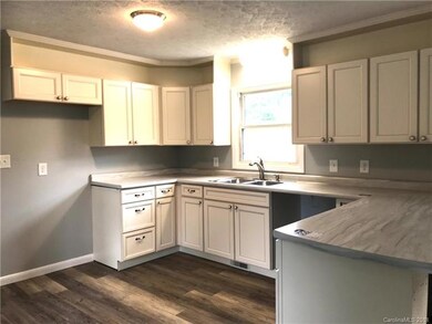 1222 White Ave, Shelby, NC 28150 - photo 7