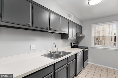 4341 Carlisle Pike unit B8, Camp Hill, PA 17011 - photo 4