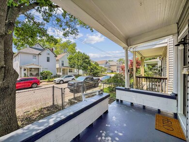 56-web-or-mls-112-s-cypress-ave