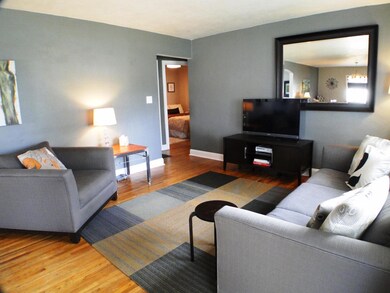 2-Living Room