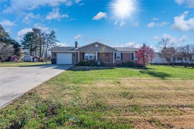 416 Nixon Rd, Statesville, NC 28625 - photo 2