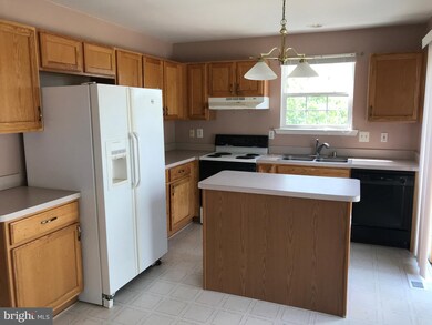 544 Kenan St, Taneytown, MD 21787 - photo 4