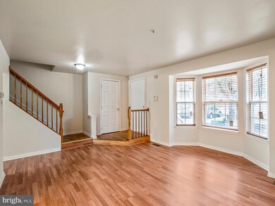 811 Reedworth Ct, Capitol Heights, MD 20743 - photo 4