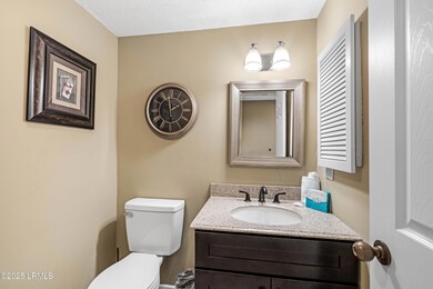 13 Harbourside 7170-3