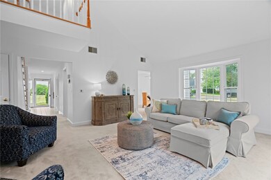 510 Corey Ln, Middletown, RI 02842 - photo 3