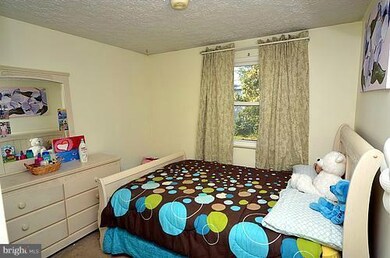 9211 Redbridge Ct, Laurel, MD 20723 - photo 6