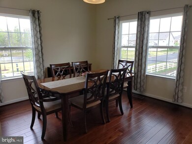 11409 Sandhurst Place, White Plains, MD 20695 - photo 7