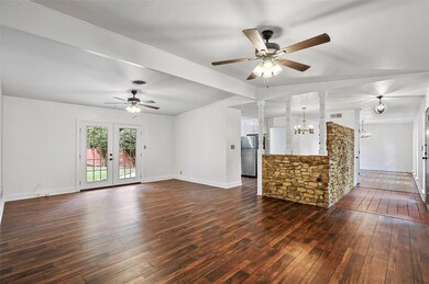 1129 Trailwood Dr, Hurst, TX 76053 - photo 6