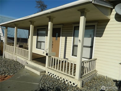 19 E 3rd St, Tonasket, WA 98855 - photo 4