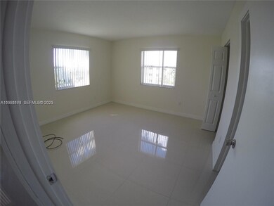 8200 SW 210th St unit 320, Cutler Bay, FL 33189 - photo 5