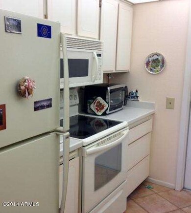 14008 N Palm Ridge Dr W unit 17H, Sun City, AZ 85351 - photo 5