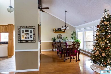 14194 Canyon Oaks Cir, Troy, TX 76579 - photo 7