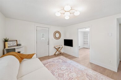 1214 Herold Ave, Des Moines, IA 50315 - photo 4