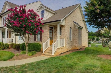 11 Viburnum Ln, Greensboro, NC 27455 - photo 2