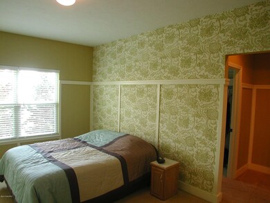 647 Braeside Dr SE unit 85, Byron Center, MI 49315 - photo 6