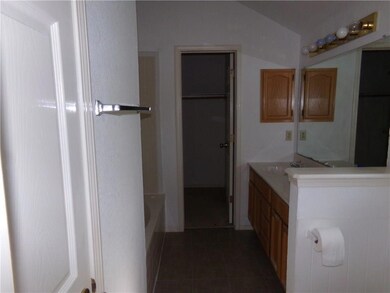 14003 Glenosa Dr, Horizon City, TX 79928 - photo 6