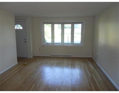 21 Bumble Bee Cir, Shrewsbury, MA 01545 - photo 4