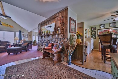 22 Cobblewood Dr unit M10, Mount Pocono, PA 18344 - photo 5