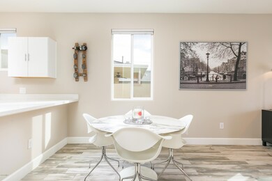 1521 E Sheridan-13
