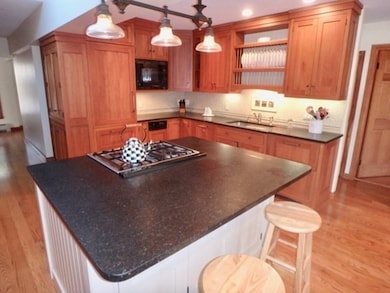 17 Otis Bassett Rd, West Tisbury, MA 02575 - photo 5