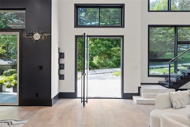 2401 Greenglade Rd NE, Atlanta, GA 30345 - photo 3