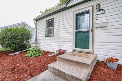 1010 19th St S, Fargo, ND 58103 - photo 3