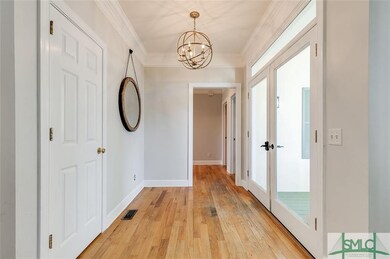 Front door/foyer