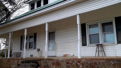 1943 Sims Rd, Shelbyville, TN 37160 - photo 2