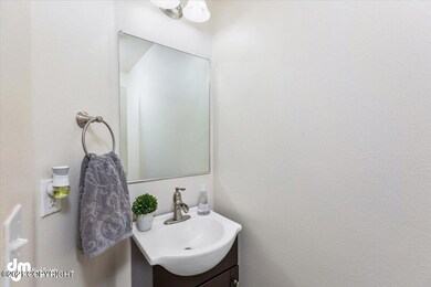 30-Bathroom 1 MS_1988