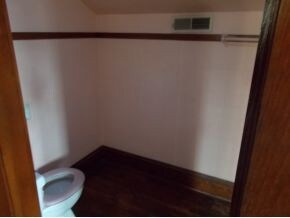 12 bath upstairs