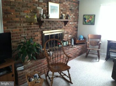 9509 Dublin Dr, Manassas, VA 20109 - photo 5