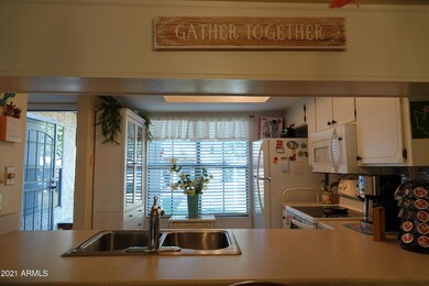 503 S Palo Verde Way unit 8, Mesa, AZ 85208 - photo 2