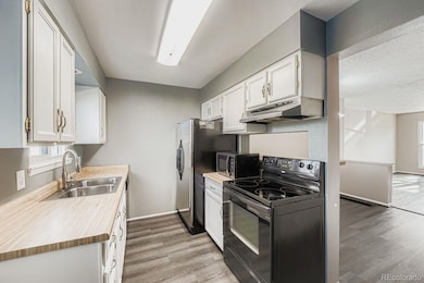 2204 S Jasper Way unit B, Aurora, CO 80013 - photo 5