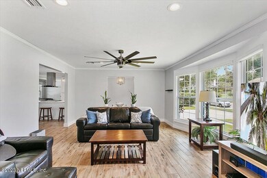 7740 Holiday Rd S, Jacksonville, FL 32216 - photo 4