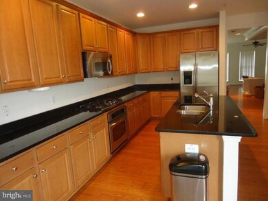 14738 Potomac Branch Dr unit 478A, Woodbridge, VA 22191 - photo 5