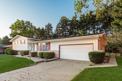 Welcome to 5464 York Ln N!