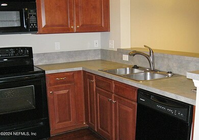 2301 Sunset Bluff Dr, Jacksonville, FL 32216 - photo 5