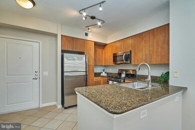 Clarendon 1021 unit 645, Arlington, VA 22201 - photo 6