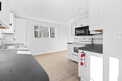 31 Fenwick St unit 2, Somerville, MA 02145 - photo 6