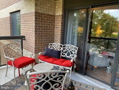 The Rotonda unit 325, McLean, VA 22102 - photo 5