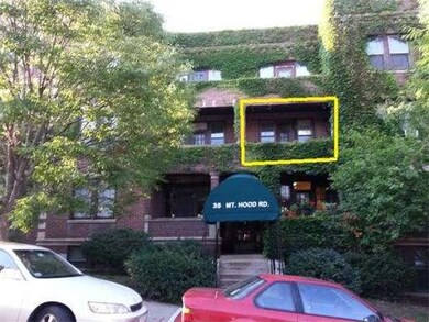 35 Mount Hood Rd unit 5, Brighton, MA 02135 - photo 3