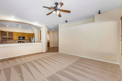 006-820 W Oriole Way001