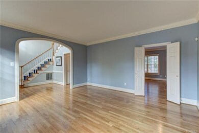 Another view of the living room showing how it flo