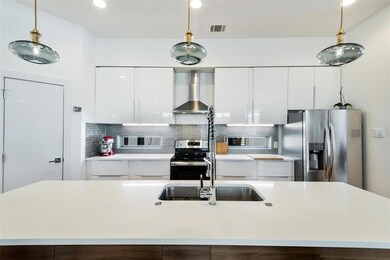 5708 Bryan Pkwy unit A, Dallas, TX 75206 - photo 6